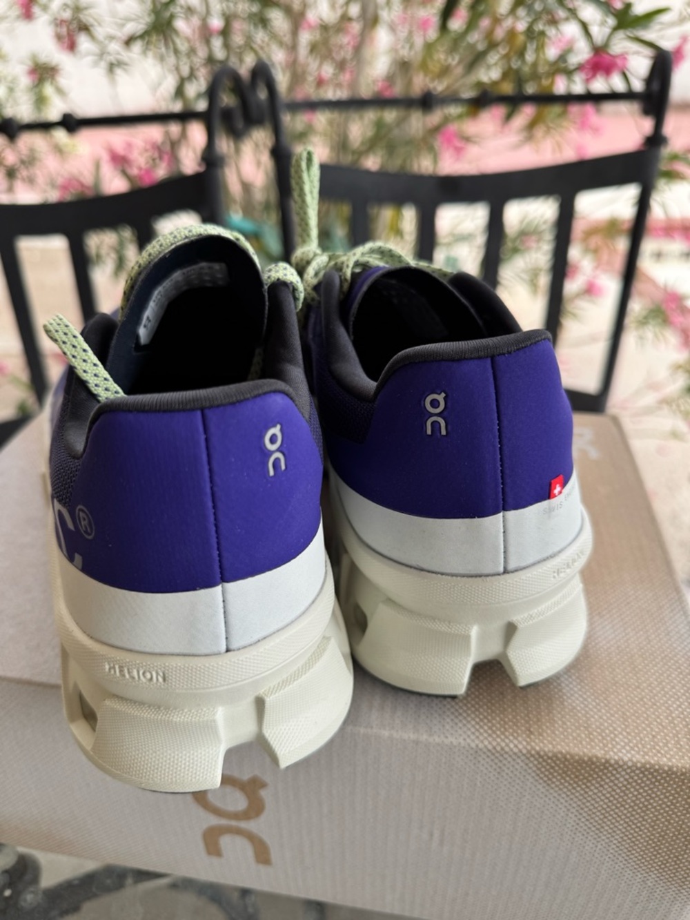 On Cloudmonster Men’s Sneakers in Acai/Aloe - Size 9 - Picture 4 of 8